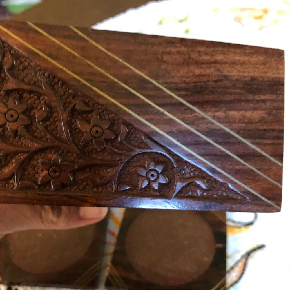 Vintage Rosewood Box with Set of Six Coasters. Brass Inlay and Floral Carving